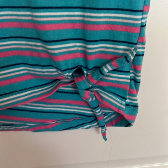 🌺2 for $12🌺 Girls Striped Tanktop - Picture 2 of 5